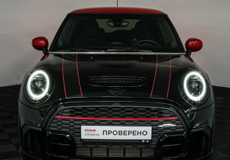 Подержанный автомобиль MINI Hatch 2021 года (18 фото)