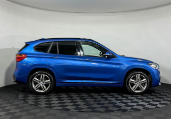 Подержанный автомобиль BMW X1 2018 года (6 фото)