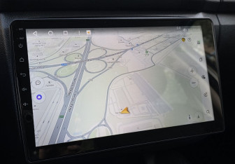 Подержанный автомобиль Skoda Fabia Hatchback 2014 года (13 фото)