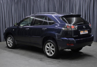 Подержанный автомобиль Lexus RX 2008 года (7 фото)