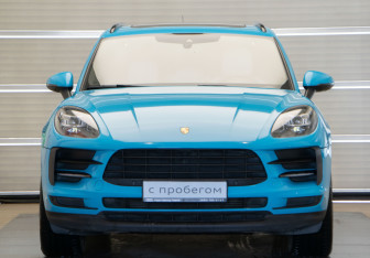 Подержанный автомобиль Porsche Macan 2020 года (2 фото)
