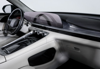 Подержанный автомобиль Exeed RX 2023 года (9 фото)