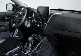 Подержанный автомобиль FAW Besturn X40 2021 года (6 фото)