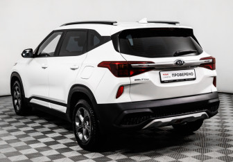 Подержанный автомобиль Kia Seltos 2021 года (7 фото)