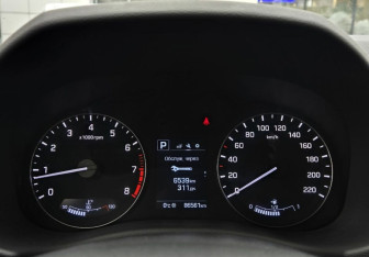 Подержанный автомобиль Hyundai Creta 2017 года (13 фото)