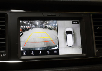 Подержанный автомобиль Kia Carnival 2018 года (21 фото)