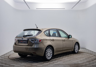 Подержанный автомобиль Subaru Impreza Hatchback 2008 года (5 фото)