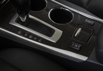 Подержанный автомобиль Nissan Teana 2014 года (18 фото)