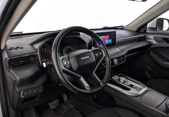 Подержанный автомобиль Haval Jolion 2022 года (15 фото)