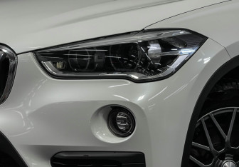 Подержанный автомобиль BMW X1 2018 года (8 фото)