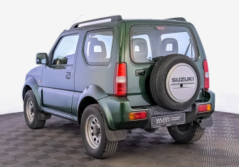 Подержанный автомобиль Suzuki Jimny 2011 года (7 фото)