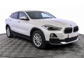 Подержанный автомобиль BMW X2 2019 года (3 фото)
