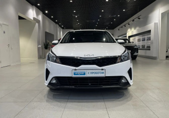 Подержанный автомобиль Kia Rio Sedan 2021 года (2 фото)