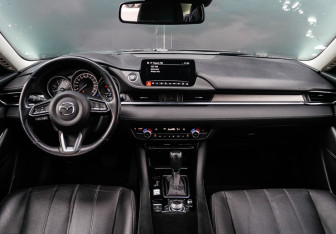 Подержанный автомобиль Mazda 6 Sedan 2020 года (13 фото)