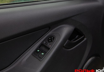 Подержанный автомобиль LADA (ВАЗ) Granta Sedan 2014 года (15 фото)