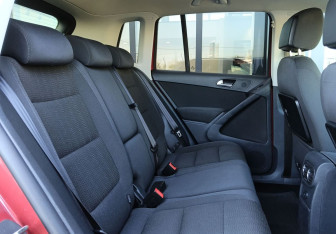 Подержанный автомобиль Volkswagen Tiguan 2013 года (20 фото)