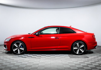 Подержанный автомобиль Audi A5 Coupe 2016 года (8 фото)