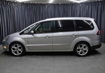 Подержанный автомобиль Ford Galaxy 2014 года (8 фото)
