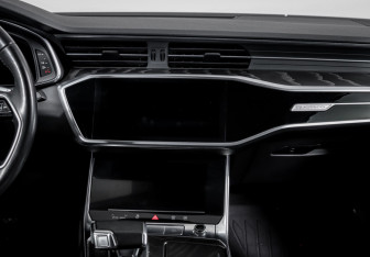 Подержанный автомобиль Audi A6 Sedan 2020 года (13 фото)