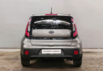 Подержанный автомобиль Kia Soul 2017 года (6 фото)
