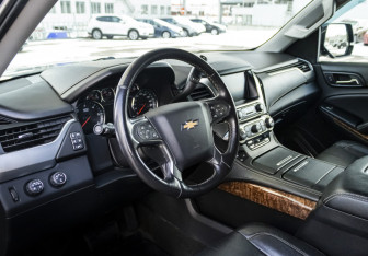 Подержанный автомобиль Chevrolet Tahoe 2016 года (11 фото)