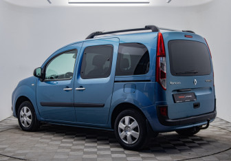 Подержанный автомобиль Renault Kangoo 2015 года (3 фото)