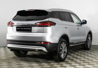 Подержанный автомобиль Geely Atlas Pro 2022 года (5 фото)