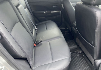 Подержанный автомобиль Mitsubishi ASX 2018 года (11 фото)