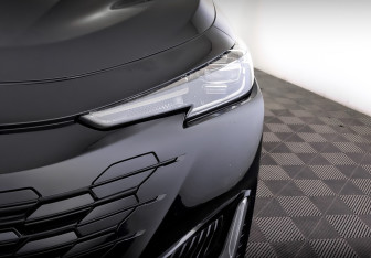 Подержанный автомобиль Changan UNI-K 2023 года (17 фото)