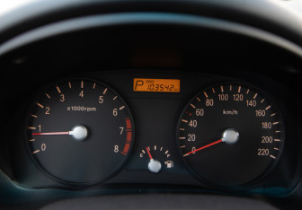 Подержанный автомобиль Kia Rio Sedan 2006 года (9 фото)