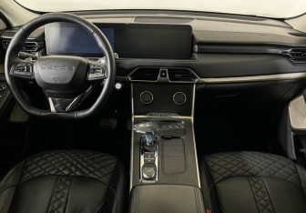 Подержанный автомобиль Exeed TXL 2022 года (12 фото)