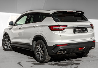 Подержанный автомобиль Geely Coolray 2023 года (7 фото)