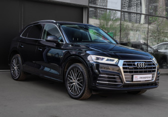 Подержанный автомобиль Audi Q5 2019 года (3 фото)