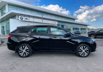Подержанный автомобиль LADA (ВАЗ) Vesta Wagon 2019 года (4 фото)