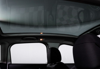 Подержанный автомобиль Peugeot 3008 2011 года (16 фото)