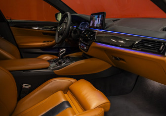 Подержанный автомобиль BMW M5 Sedan 2020 года (14 фото)