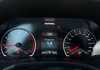 Подержанный автомобиль Haval F7 2019 года (13 фото)