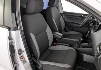 Подержанный автомобиль Skoda Rapid Liftback 2021 года (24 фото)