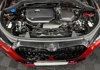 Новый BMW X1 2025 (10 фото)