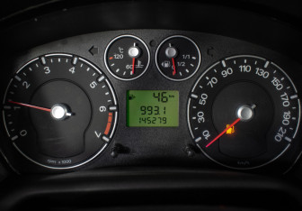 Подержанный автомобиль Ford Fusion 2007 года (12 фото)