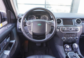 Подержанный автомобиль Land Rover Discovery 2012 года (13 фото)