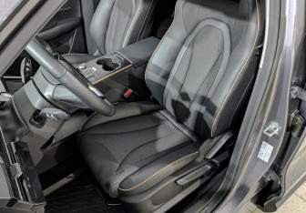 Подержанный автомобиль Omoda C5 2024 года (20 фото)