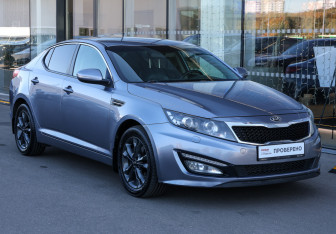 Подержанный автомобиль Kia Optima Sedan 2012 года (3 фото)