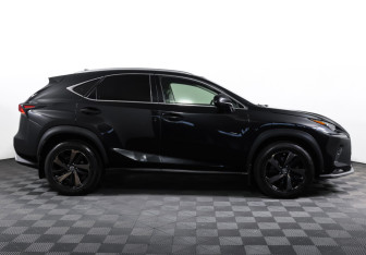 Подержанный автомобиль Lexus NX 2020 года (4 фото)