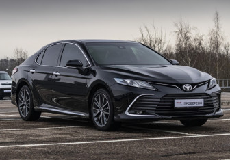 Подержанный автомобиль Toyota Camry Sedan 2023 года (3 фото)