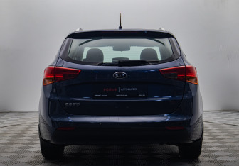 Подержанный автомобиль Kia Ceed Wagon 2015 года (4 фото)