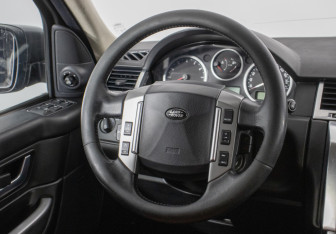 Подержанный автомобиль Land Rover Range Rover Sport 2008 года (15 фото)