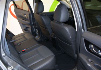 Подержанный автомобиль Nissan X-Trail 2021 года (31 фото)