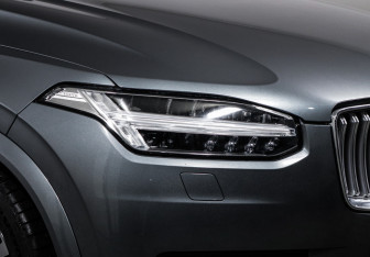 Подержанный автомобиль Volvo XC90 2019 года (16 фото)