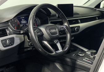 Подержанный автомобиль Audi A4 Sedan 2016 года (13 фото)
